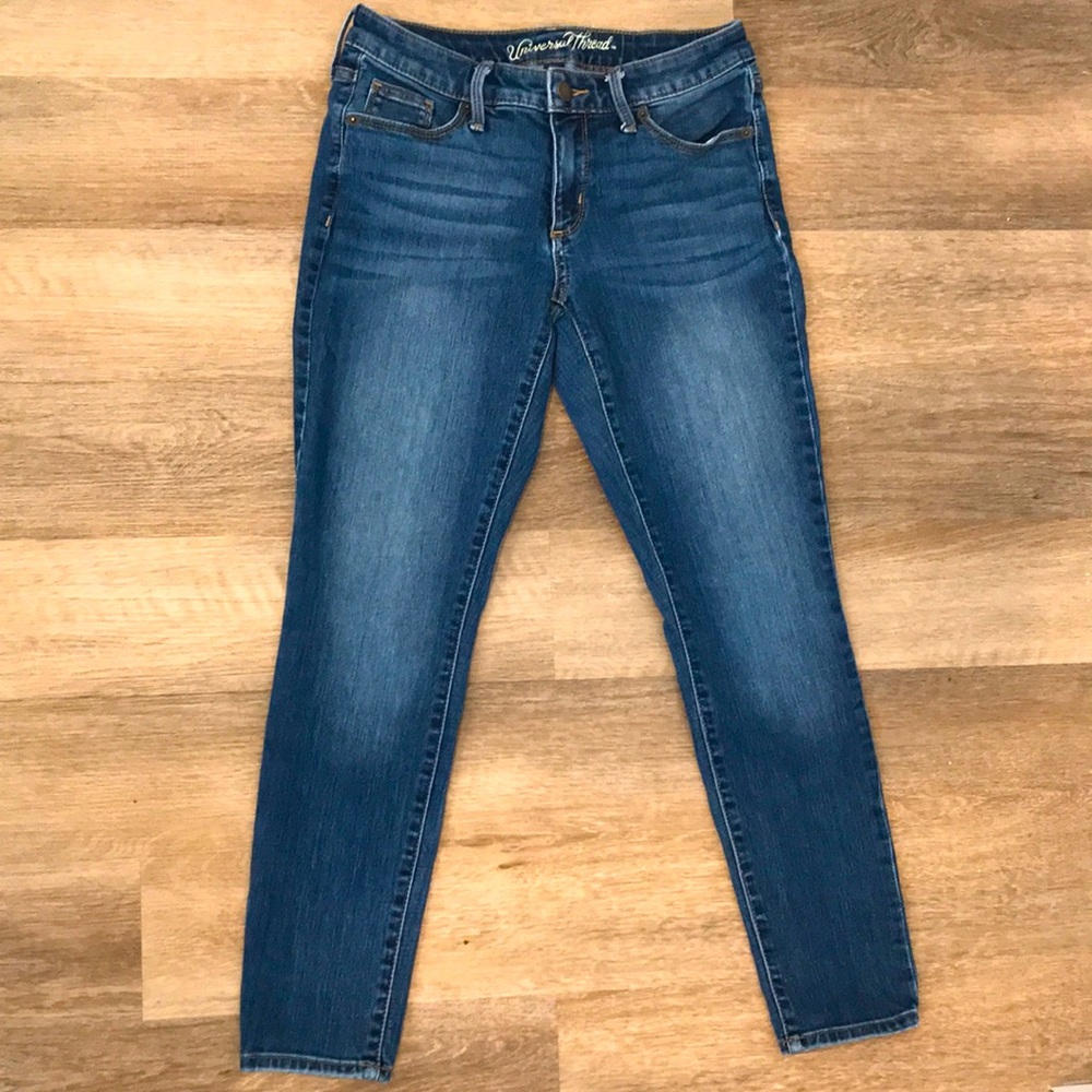 Universal Thread Skinny Jean